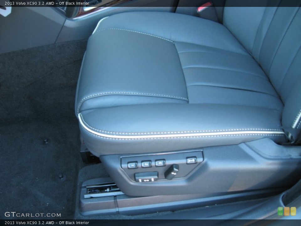Off Black Interior Front Seat for the 2013 Volvo XC90 3.2 AWD #72626906