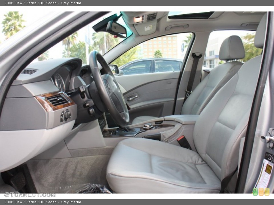 Grey Interior Front Seat for the 2006 BMW 5 Series 530i Sedan #72629092