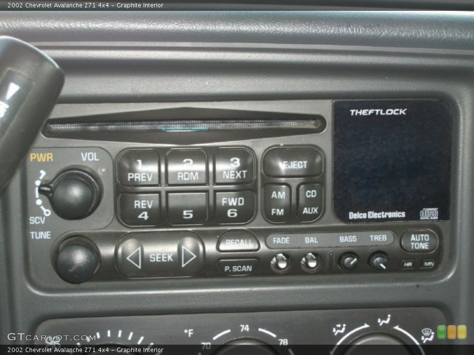Graphite Interior Audio System for the 2002 Chevrolet Avalanche Z71 4x4 #72645305
