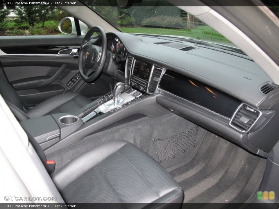 Black Interior Photo for the 2012 Porsche Panamera 4 #72674323