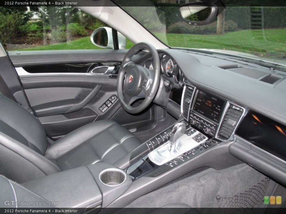 Black Interior Photo for the 2012 Porsche Panamera 4 #72674362