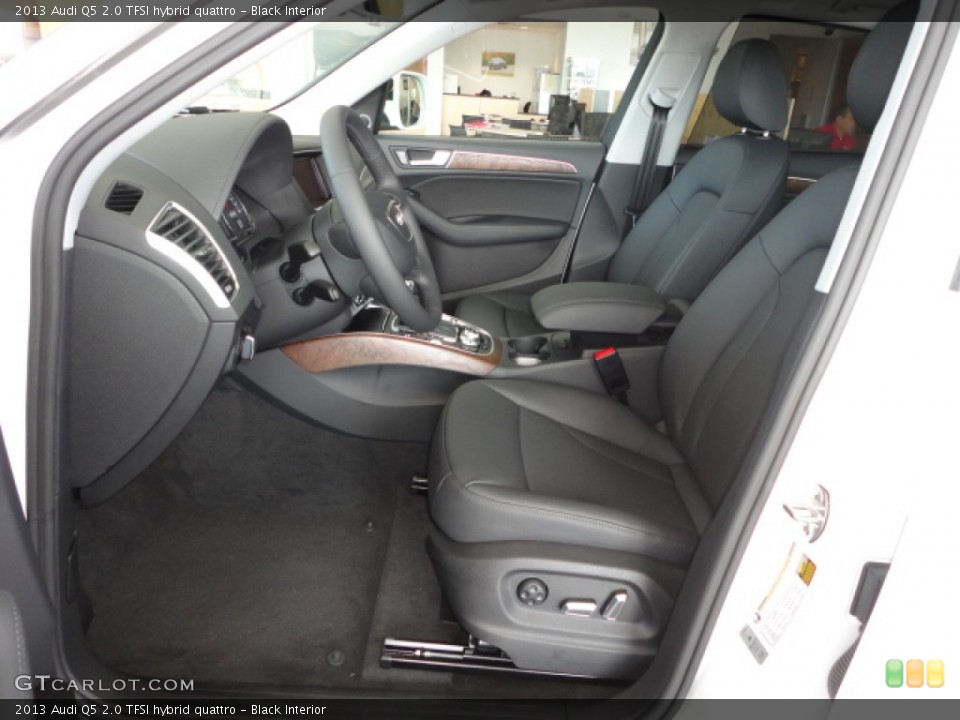 Black Interior Front Seat for the 2013 Audi Q5 2.0 TFSI hybrid quattro #72674555