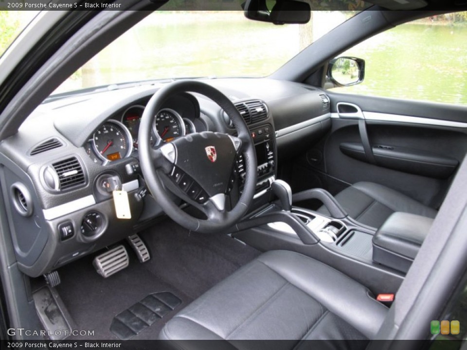 Black Interior Prime Interior for the 2009 Porsche Cayenne S #72674647