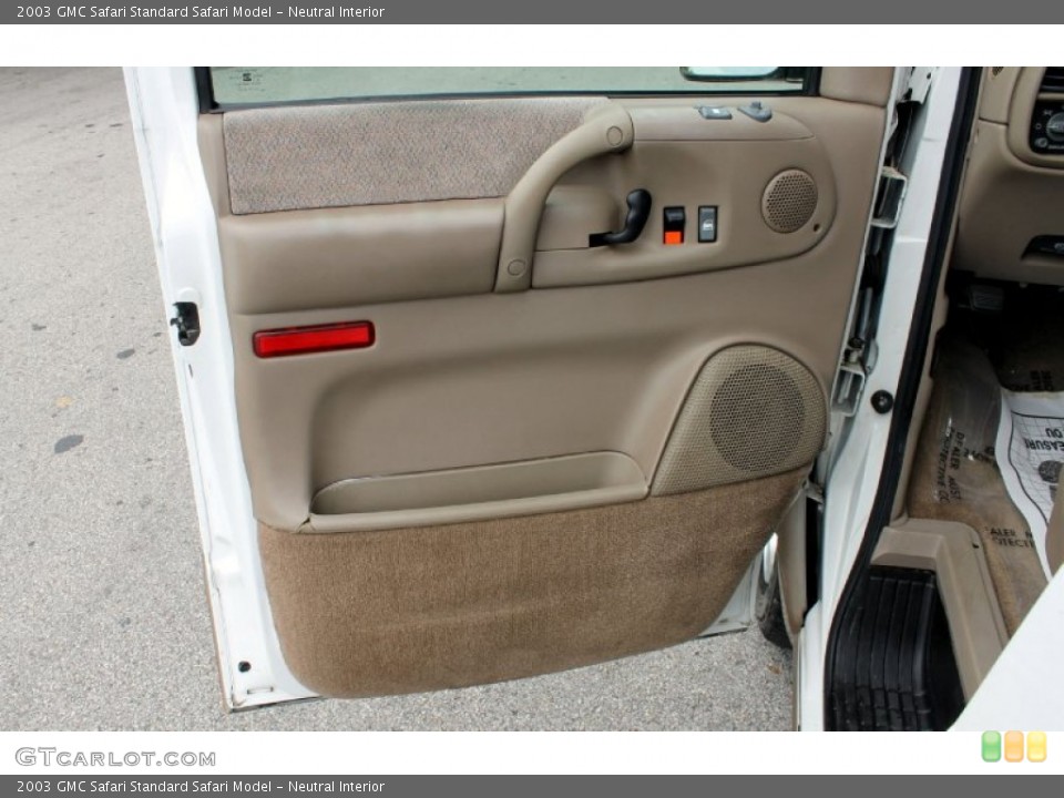 Neutral Interior Door Panel for the 2003 GMC Safari  #72679051