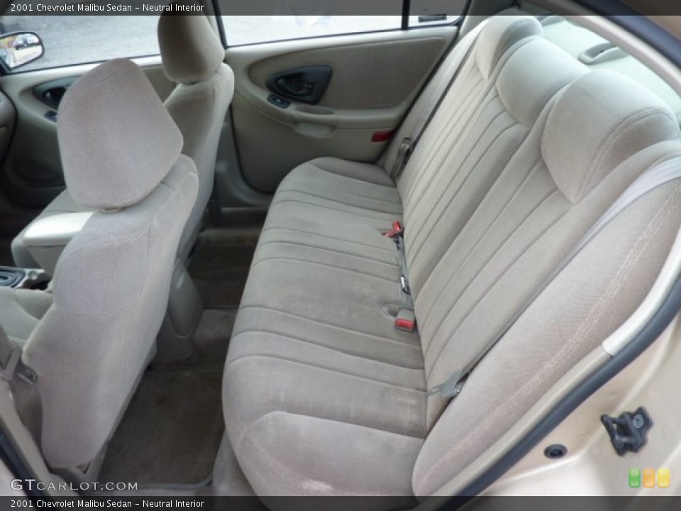 Neutral Interior Rear Seat for the 2001 Chevrolet Malibu Sedan #72680083