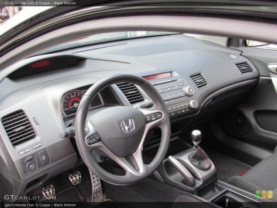 Black Interior Dashboard for the 2010 Honda Civic Si Coupe #72681349