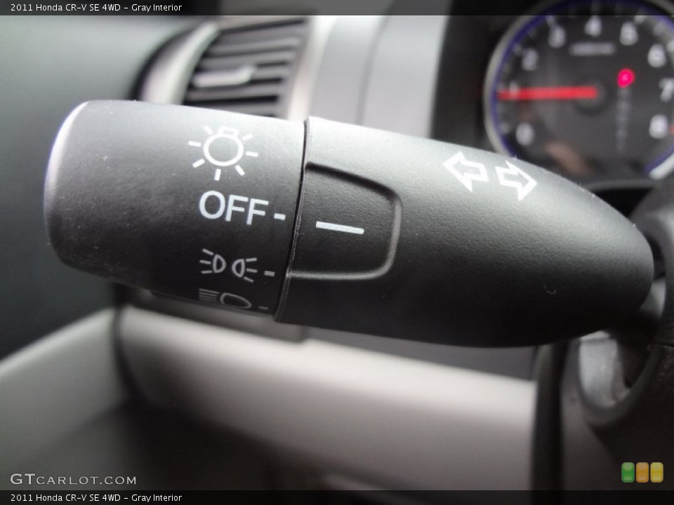 Gray Interior Controls for the 2011 Honda CR-V SE 4WD #72685279