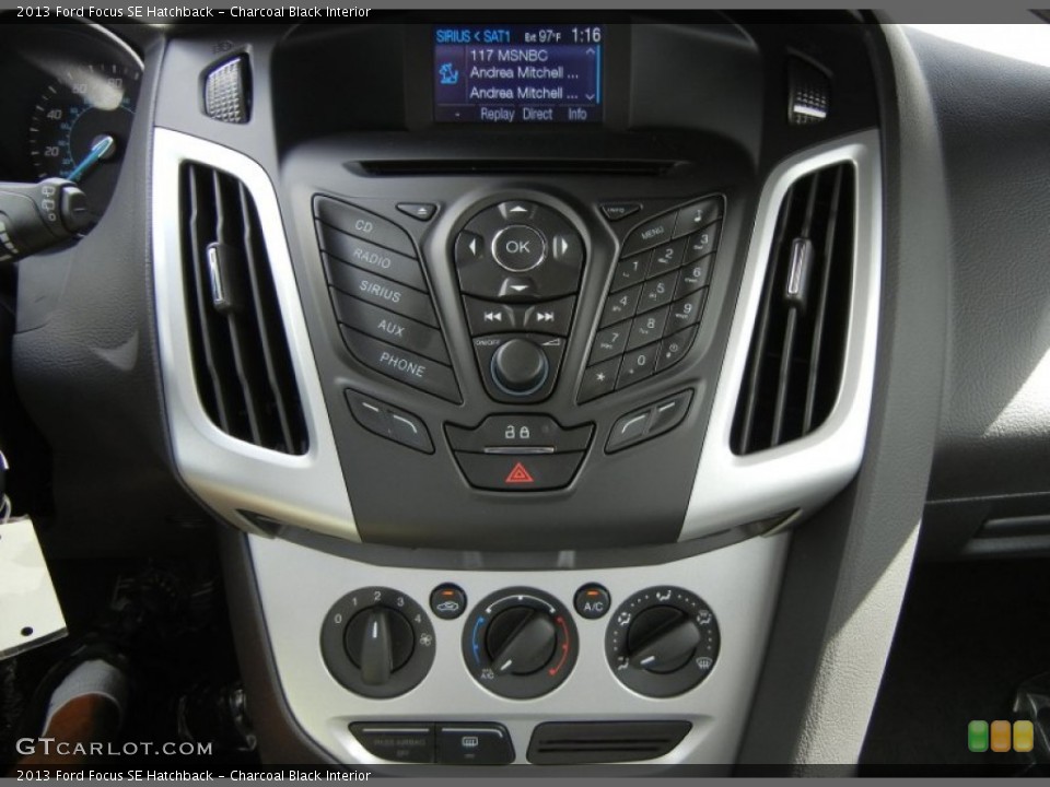 Charcoal Black Interior Controls for the 2013 Ford Focus SE Hatchback #72685631