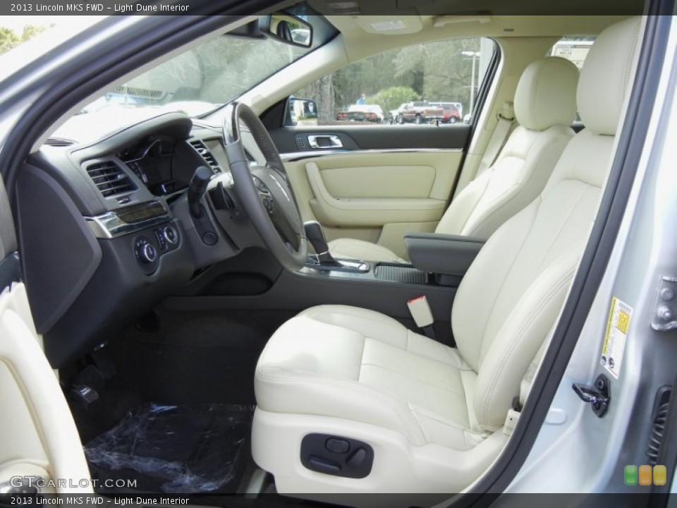 Light Dune Interior Photo for the 2013 Lincoln MKS FWD #72686164