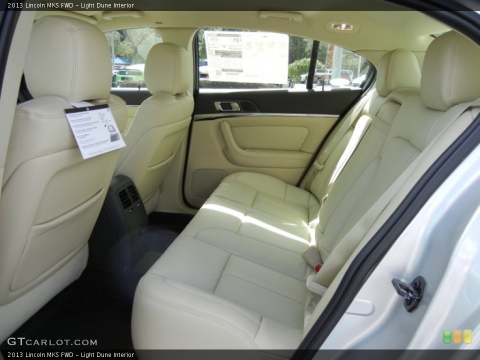Light Dune Interior Photo for the 2013 Lincoln MKS FWD #72686187
