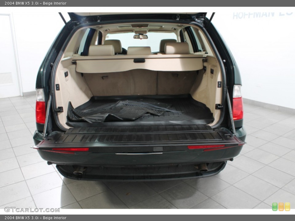 Beige Interior Trunk for the 2004 BMW X5 3.0i #72688600