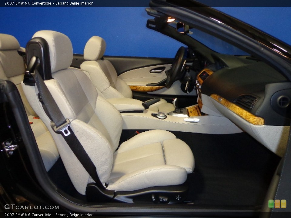 Sepang Beige Interior Photo for the 2007 BMW M6 Convertible #72693370