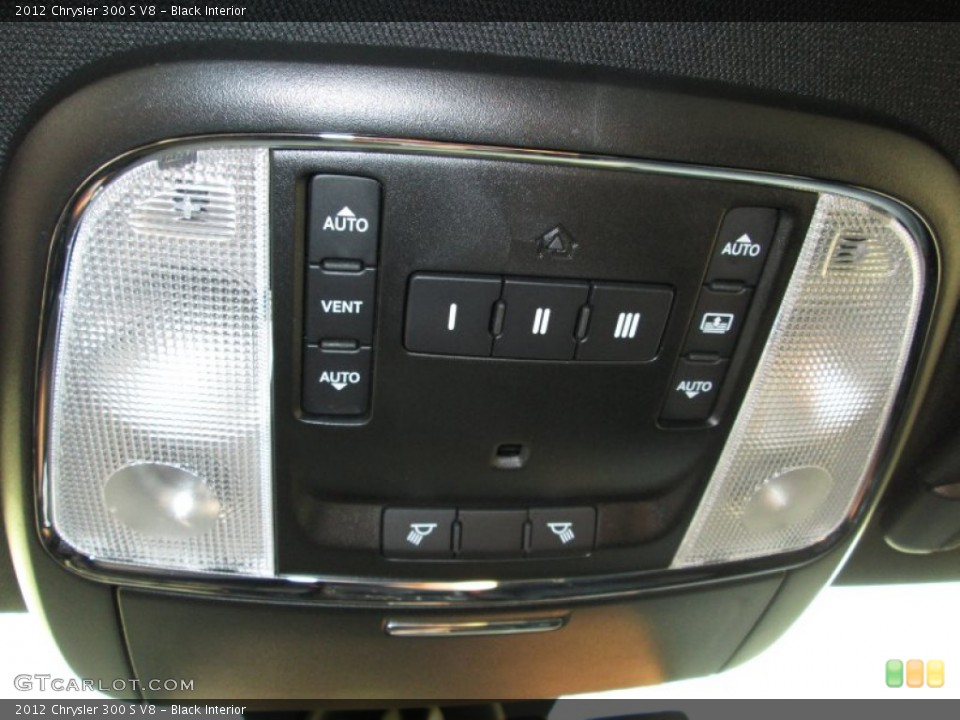 Black Interior Controls for the 2012 Chrysler 300 S V8 #72698419