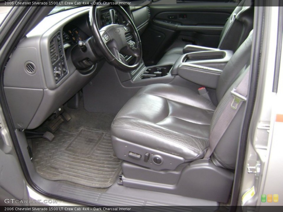 Dark Charcoal Interior Photo for the 2006 Chevrolet Silverado 1500 LT Crew Cab 4x4 #72699232
