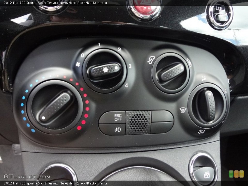 Sport Tessuto Nero/Nero (Black/Black) Interior Controls for the 2012 Fiat 500 Sport #72704917