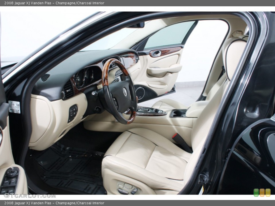 Champagne/Charcoal Interior Photo for the 2008 Jaguar XJ Vanden Plas #72714080