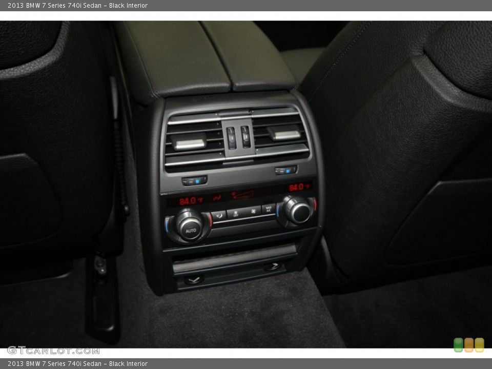 Black Interior Controls for the 2013 BMW 7 Series 740i Sedan #72724802