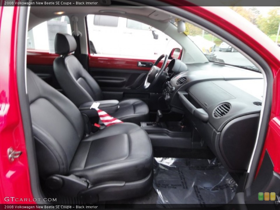 Black Interior Photo for the 2008 Volkswagen New Beetle SE Coupe #72730409