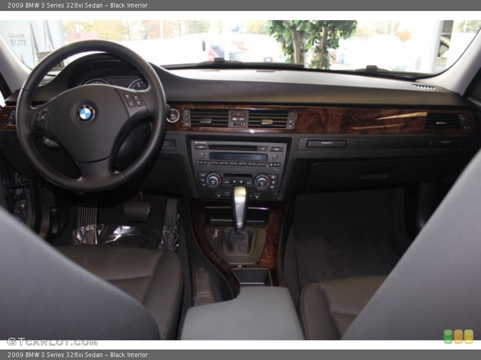 Black Interior Dashboard for the 2009 BMW 3 Series 328xi Sedan #72730760