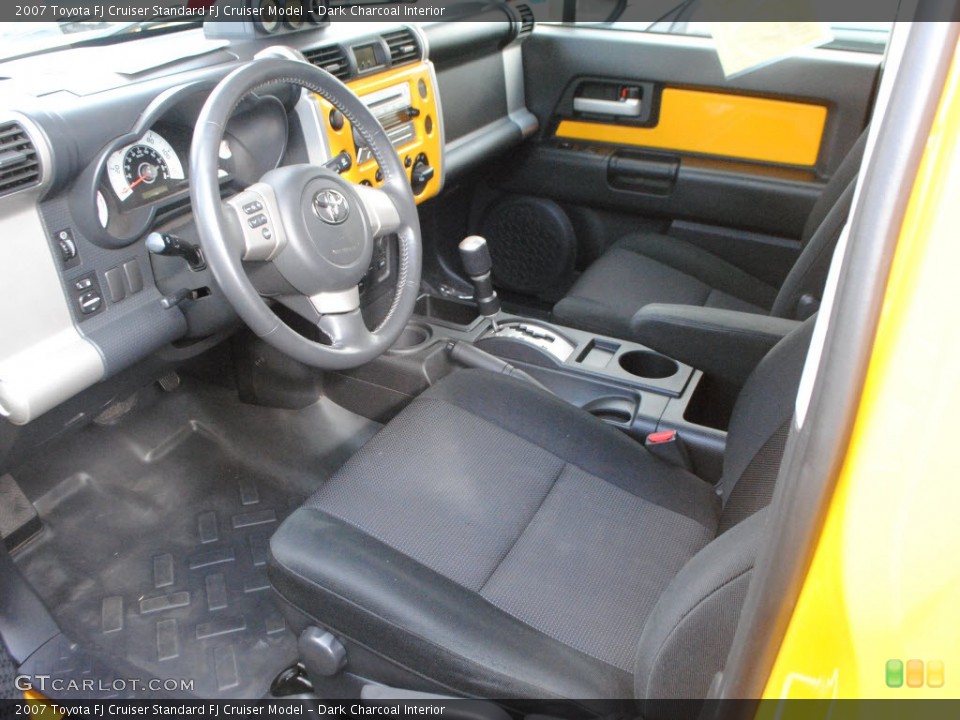 Dark Charcoal Interior Photo for the 2007 Toyota FJ Cruiser  #72731024