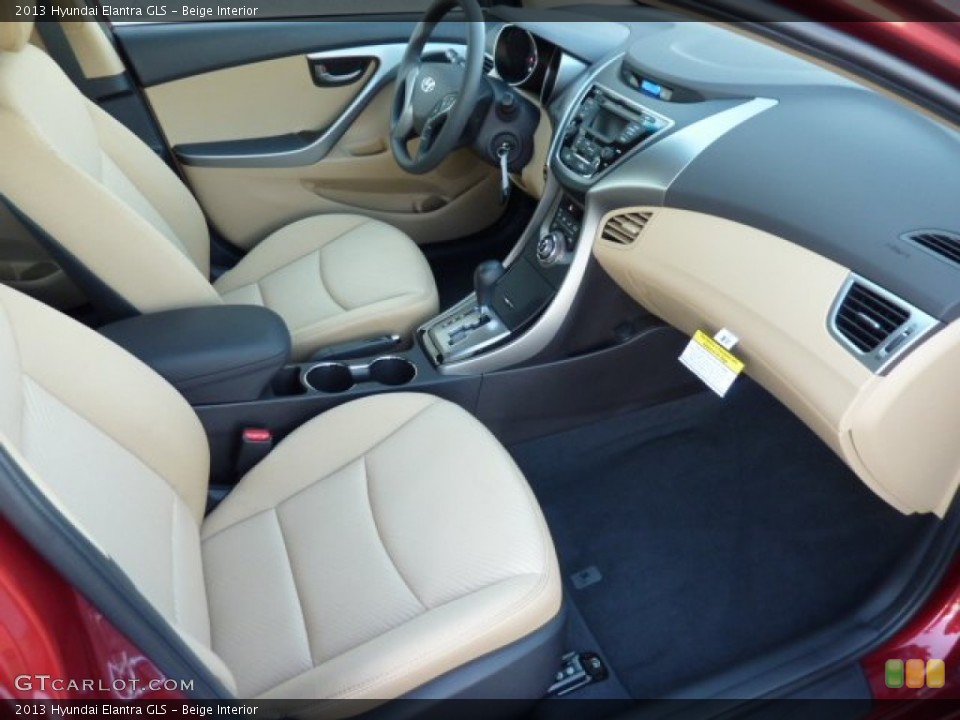 Beige Interior Photo for the 2013 Hyundai Elantra GLS #72734000