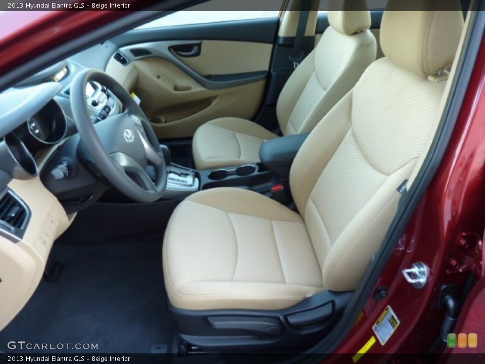Beige Interior Photo for the 2013 Hyundai Elantra GLS #72734111