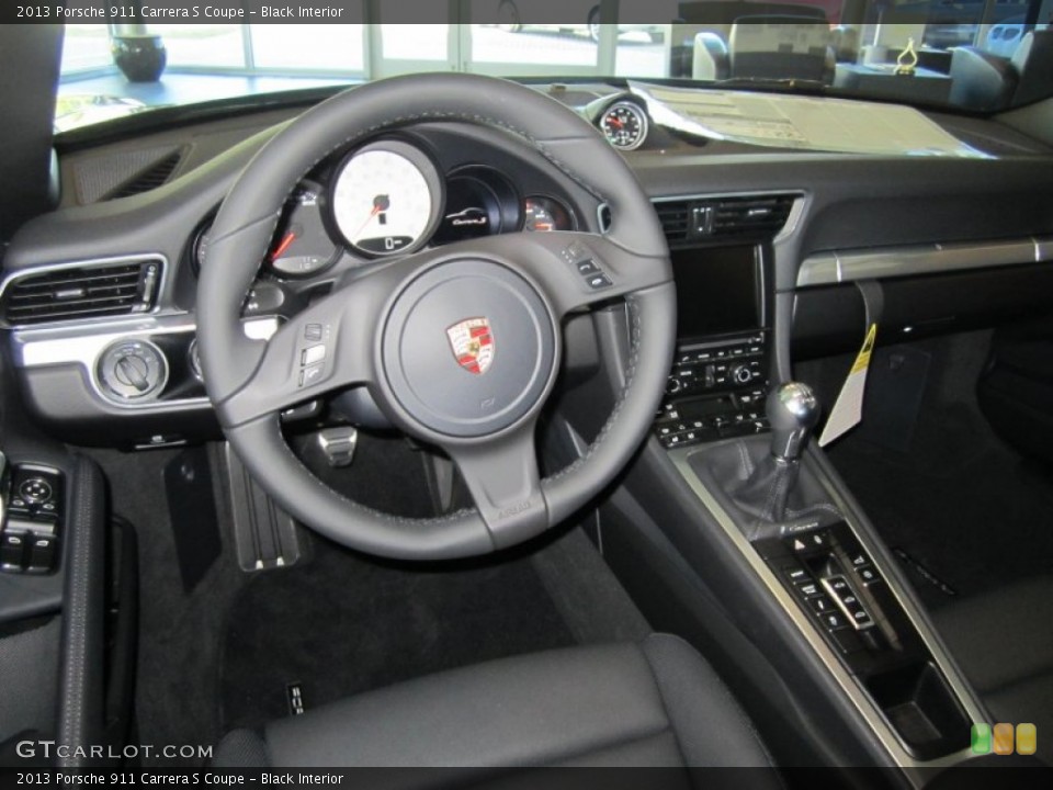 Black Interior Photo for the 2013 Porsche 911 Carrera S Coupe #72737689