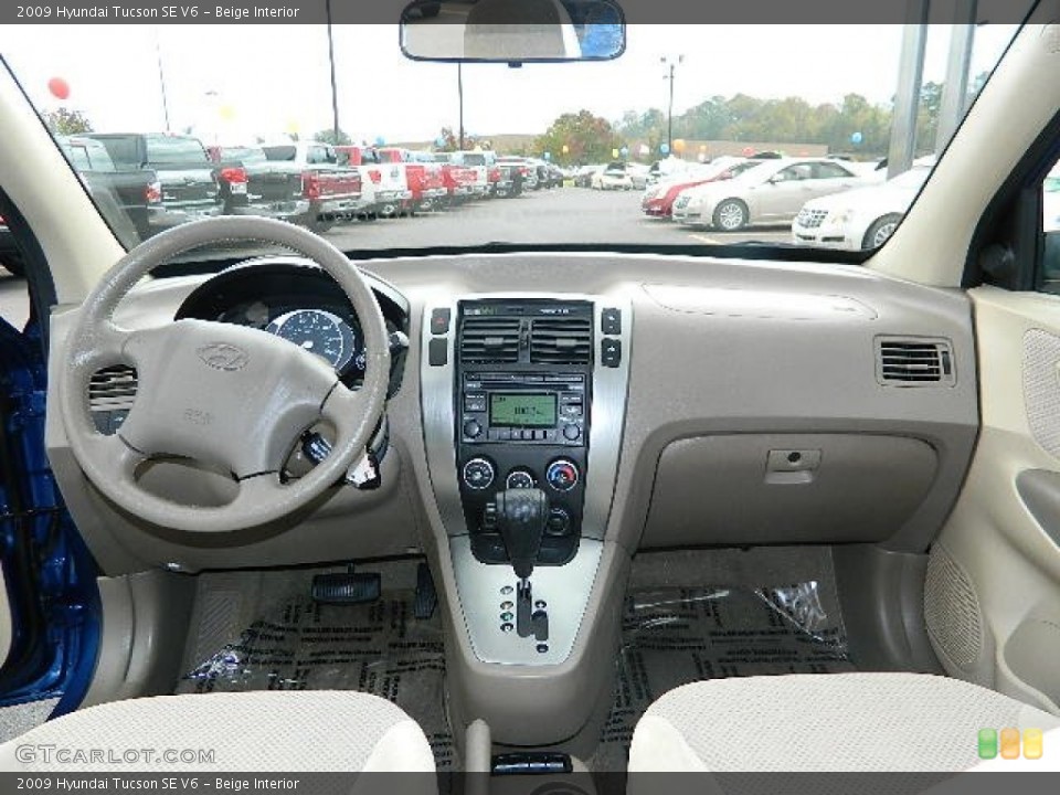Beige Interior Dashboard for the 2009 Hyundai Tucson SE V6 #72743885
