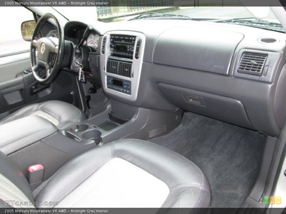 Midnight Grey Interior Dashboard for the 2005 Mercury Mountaineer V6 AWD #72762651