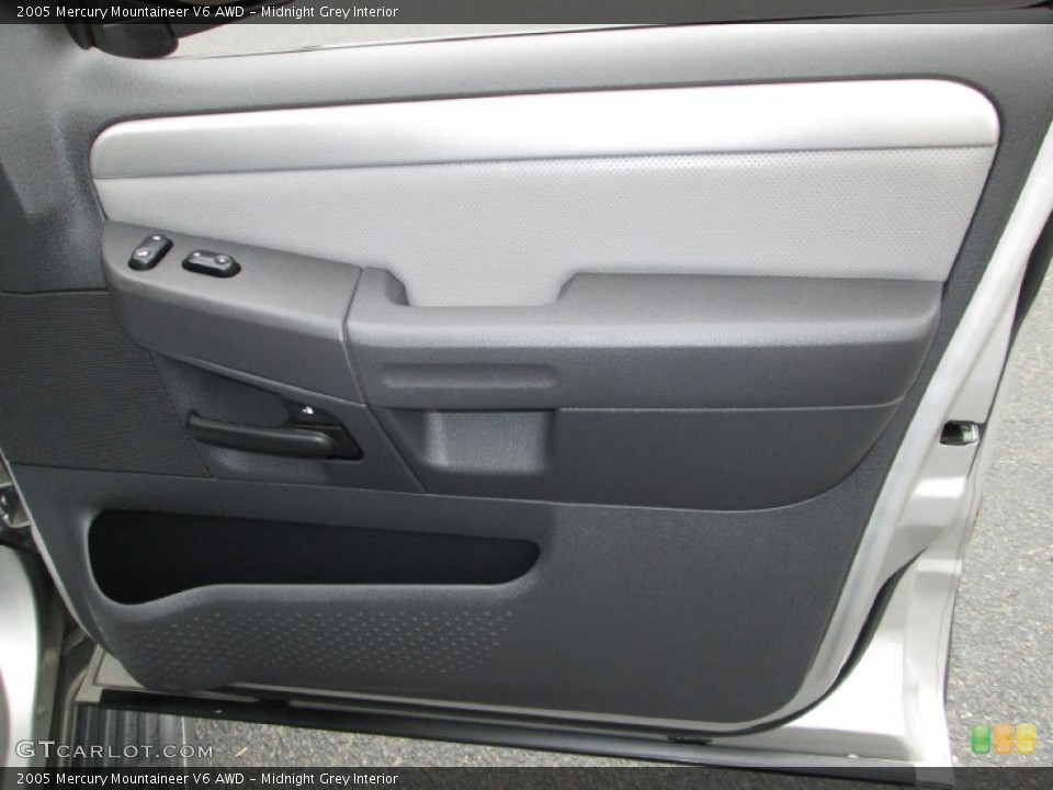 Midnight Grey Interior Door Panel for the 2005 Mercury Mountaineer V6 AWD #72762851