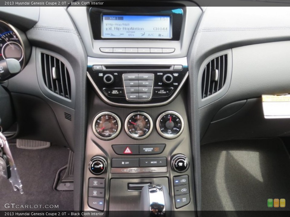 Black Cloth Interior Controls for the 2013 Hyundai Genesis Coupe 2.0T #72776257