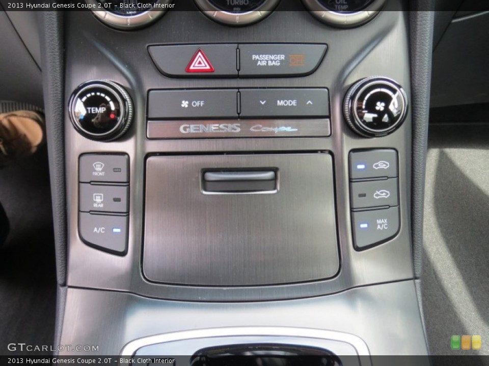 Black Cloth Interior Controls for the 2013 Hyundai Genesis Coupe 2.0T #72776352