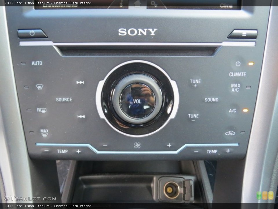 Charcoal Black Interior Controls for the 2013 Ford Fusion Titanium #72777796