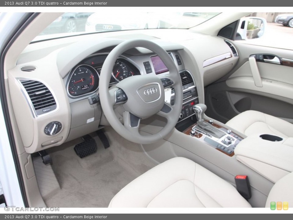 Cardamom Beige Interior Photo for the 2013 Audi Q7 3.0 TDI quattro #72805197