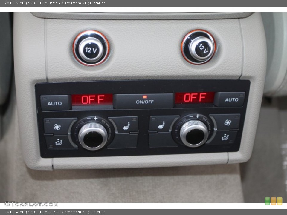 Cardamom Beige Interior Controls for the 2013 Audi Q7 3.0 TDI quattro #72805291