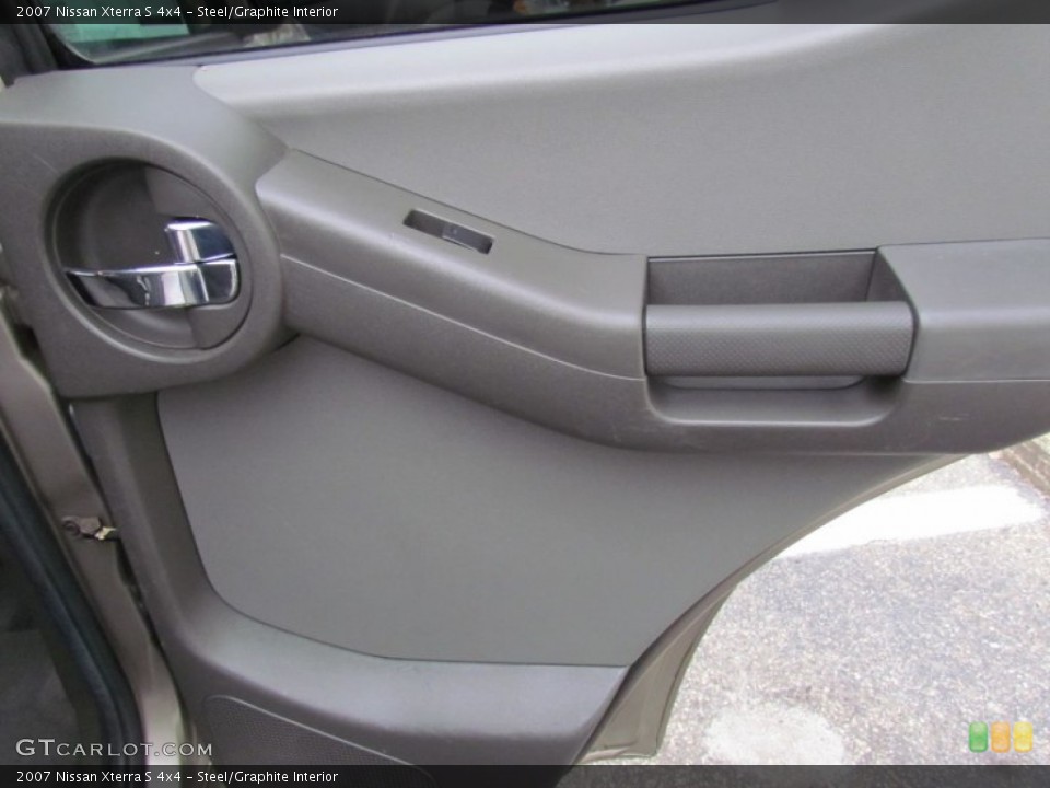 Steel/Graphite Interior Door Panel for the 2007 Nissan Xterra S 4x4 #72816106