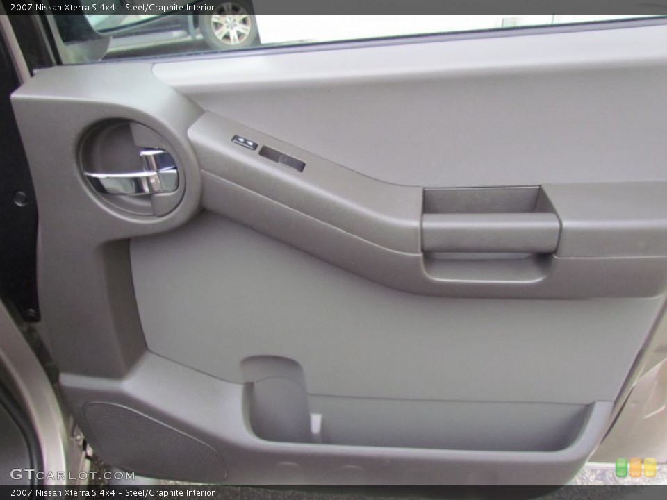 Steel/Graphite Interior Door Panel for the 2007 Nissan Xterra S 4x4 #72816139