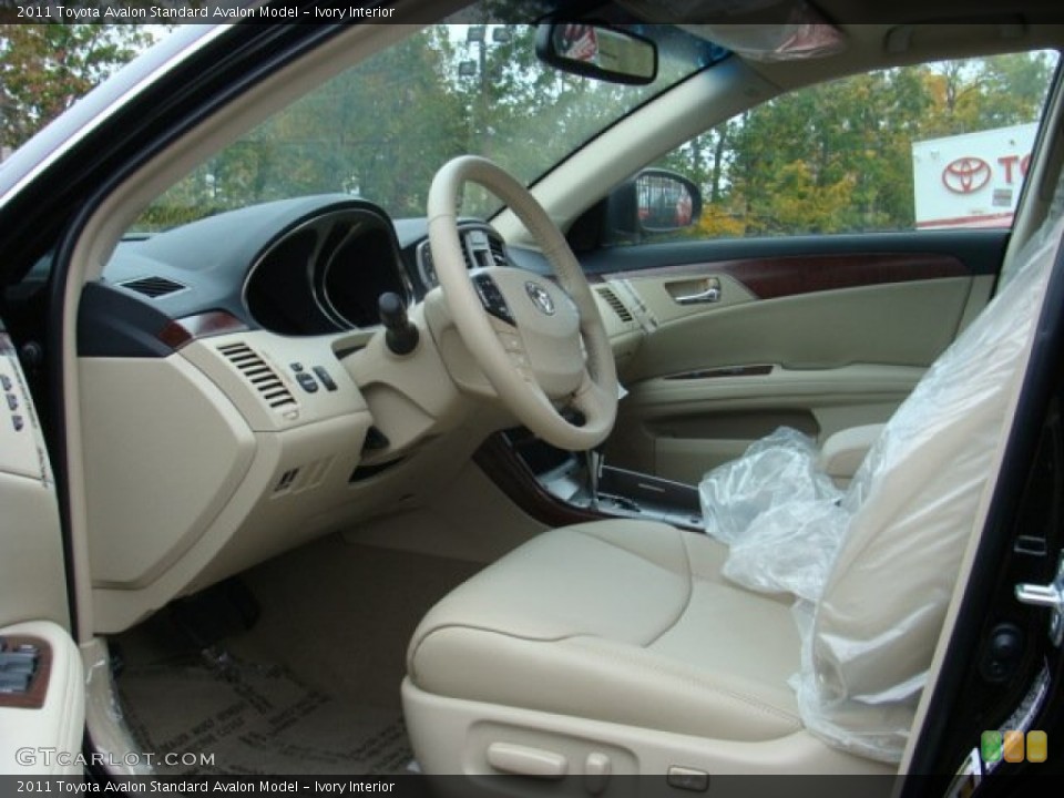 Ivory Interior Photo for the 2011 Toyota Avalon  #72818059