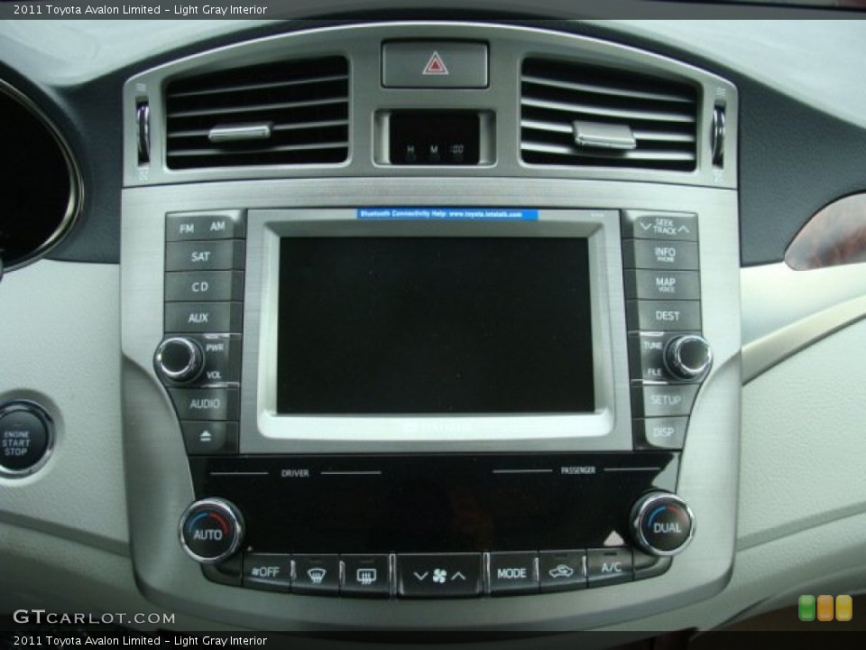 Light Gray Interior Controls for the 2011 Toyota Avalon Limited #72819178