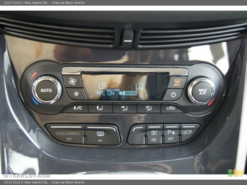 Charcoal Black Interior Controls for the 2013 Ford C-Max Hybrid SEL #72822058
