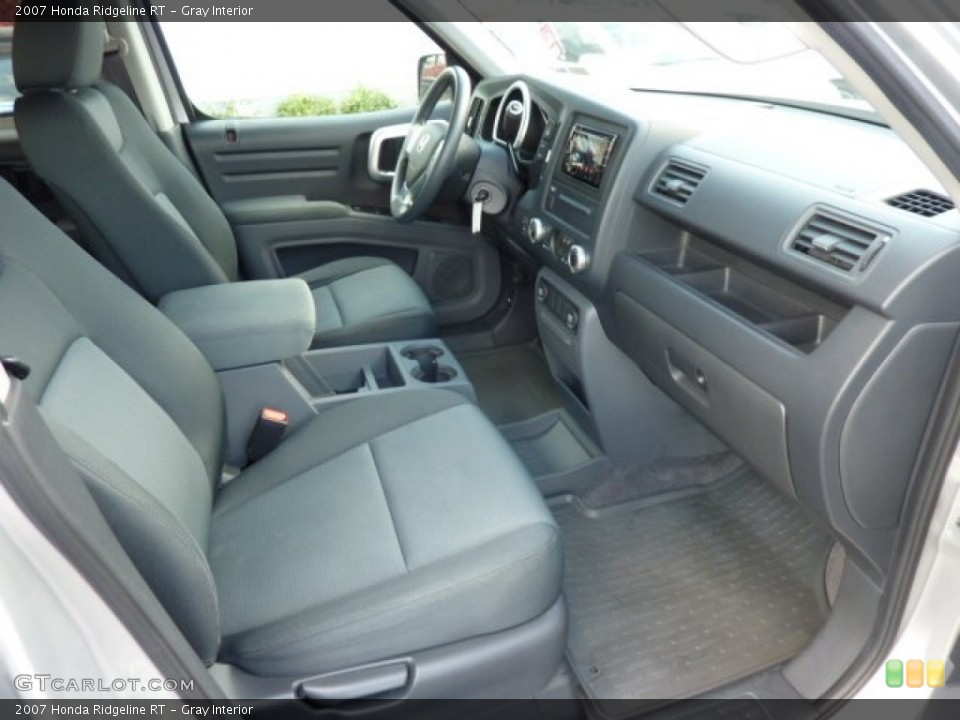 Gray Interior Photo for the 2007 Honda Ridgeline RT #72830244
