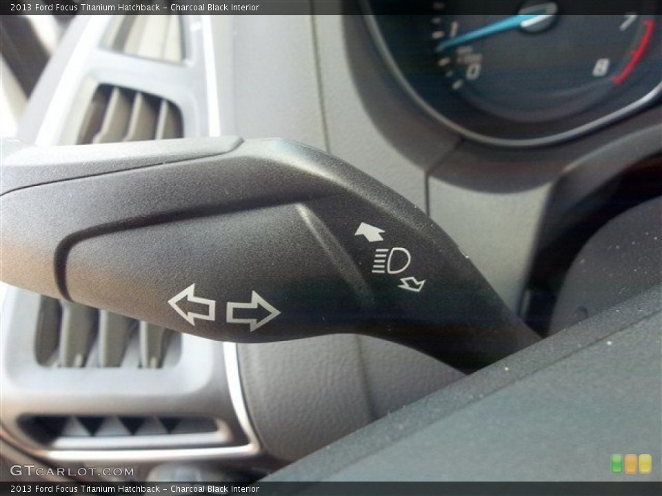 Charcoal Black Interior Controls for the 2013 Ford Focus Titanium Hatchback #72839960
