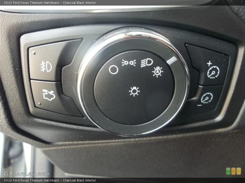 Charcoal Black Interior Controls for the 2013 Ford Focus Titanium Hatchback #72839982