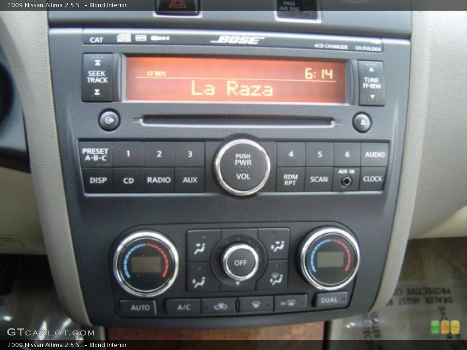 Blond Interior Controls for the 2009 Nissan Altima 2.5 SL #72840228