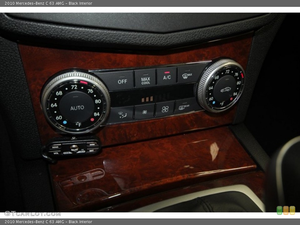 Black Interior Controls for the 2010 Mercedes-Benz C 63 AMG #72840930