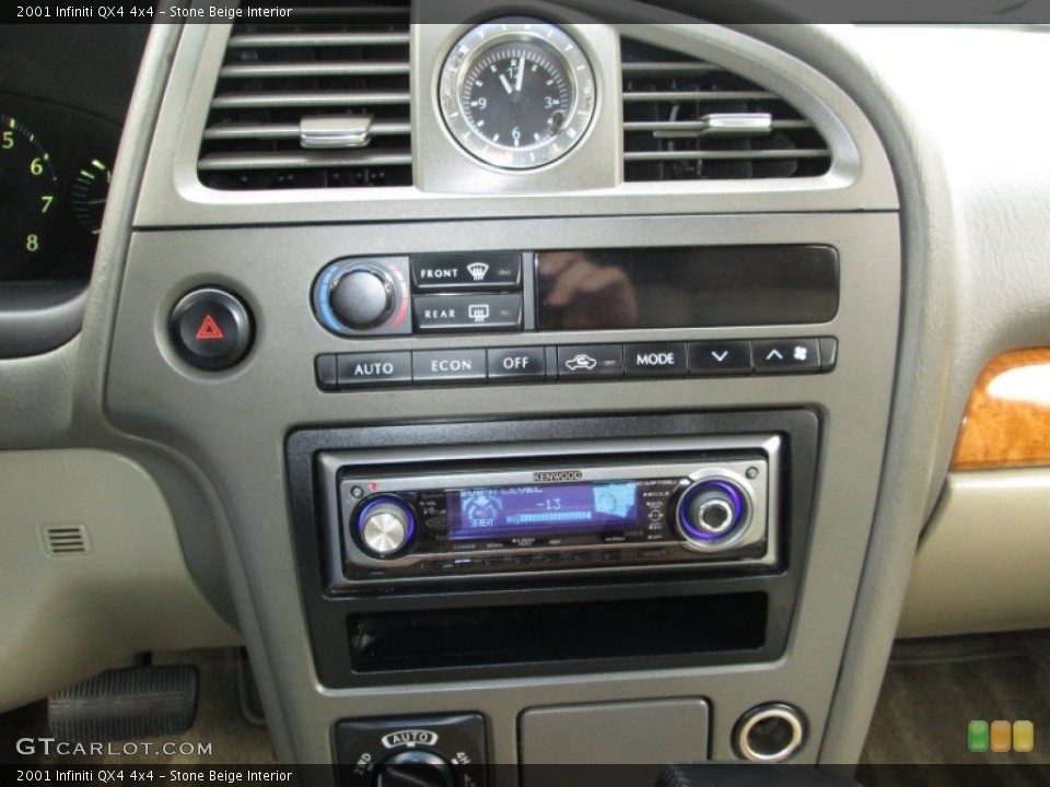 Stone Beige Interior Controls for the 2001 Infiniti QX4 4x4 #72844860