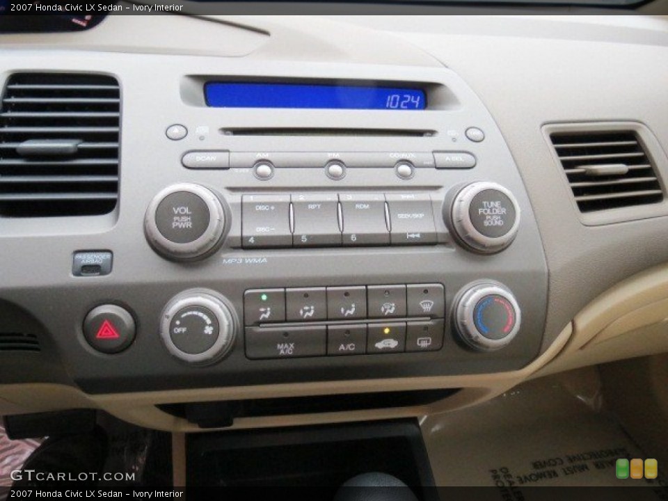 Ivory Interior Controls for the 2007 Honda Civic LX Sedan #72846117