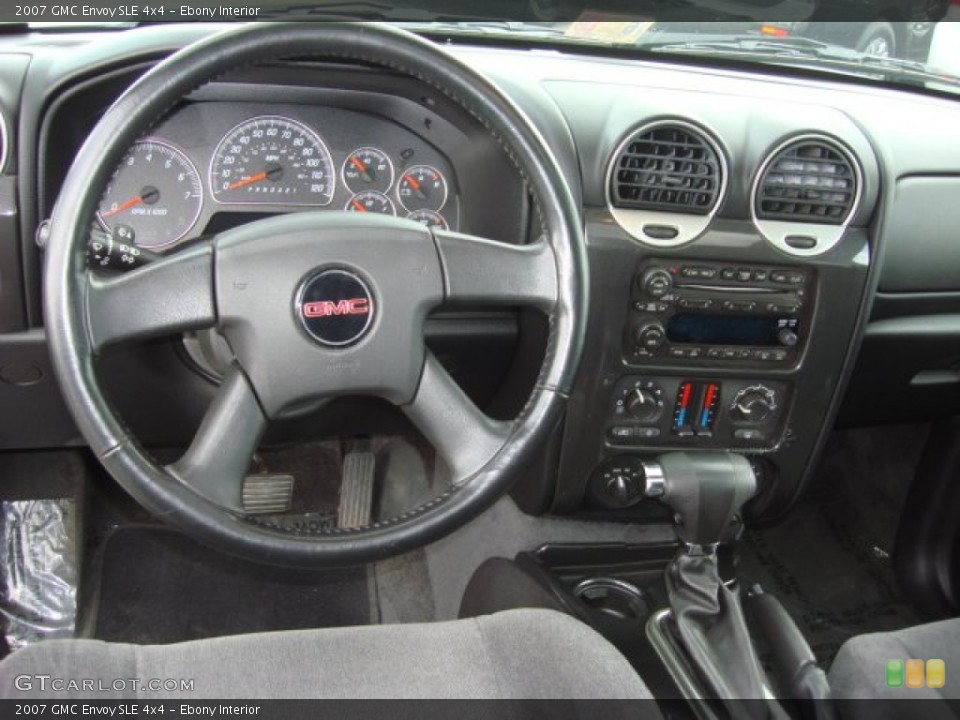 Ebony Interior Dashboard for the 2007 GMC Envoy SLE 4x4 #72856965