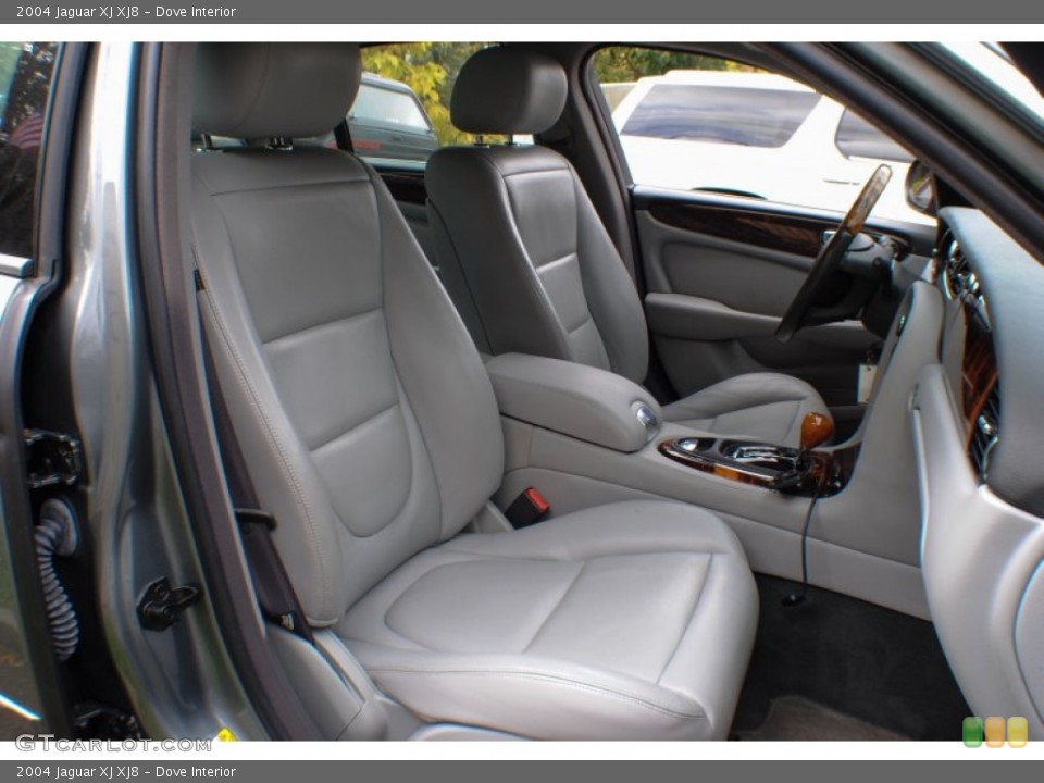 Dove Interior Photo for the 2004 Jaguar XJ XJ8 #72858852