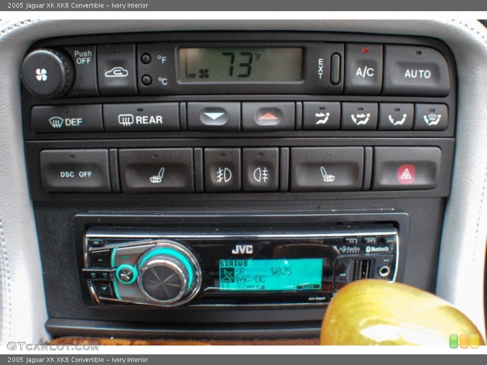 Ivory Interior Controls for the 2005 Jaguar XK XK8 Convertible #72859176